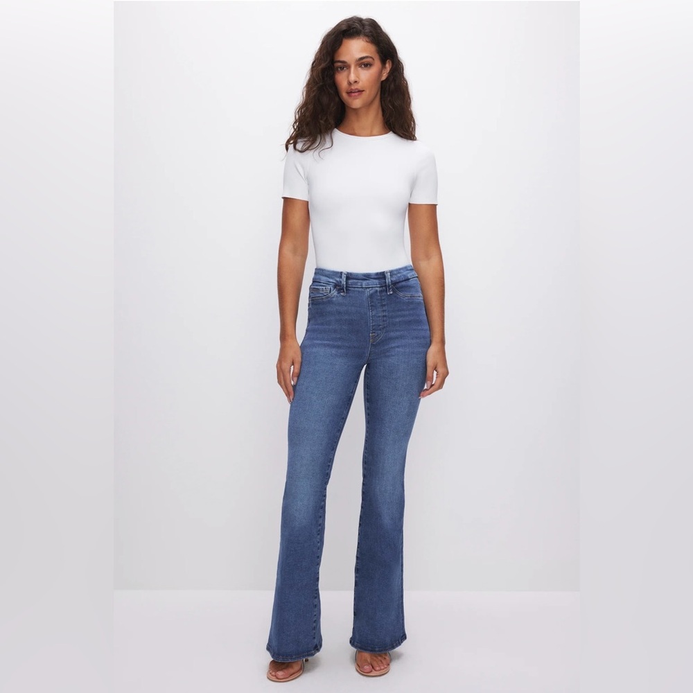 GOOD AMERICAN POWER STRETCH PULL-ON FLARE JEANS | INDIGO490 - L
